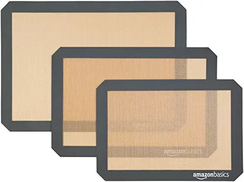 Amazon Basics - Backmatte aus Silikon, 3 Stück